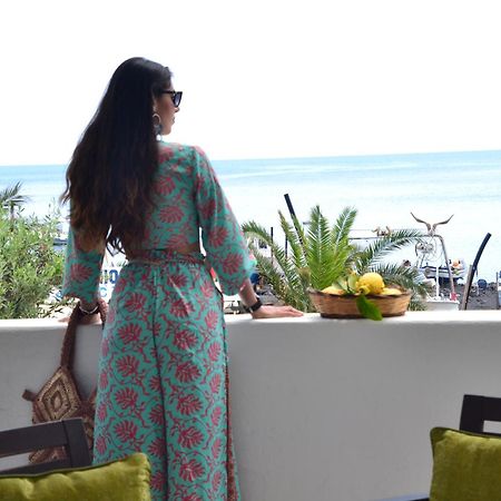 Stromboli Suite Apartment With Terrace Volcano & Sea View 외부 사진