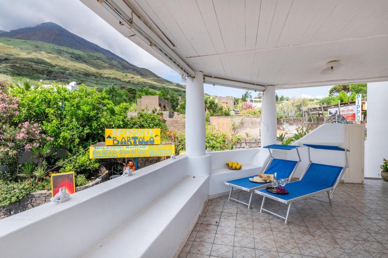 Stromboli Suite Apartment With Terrace Volcano & Sea View 외부 사진