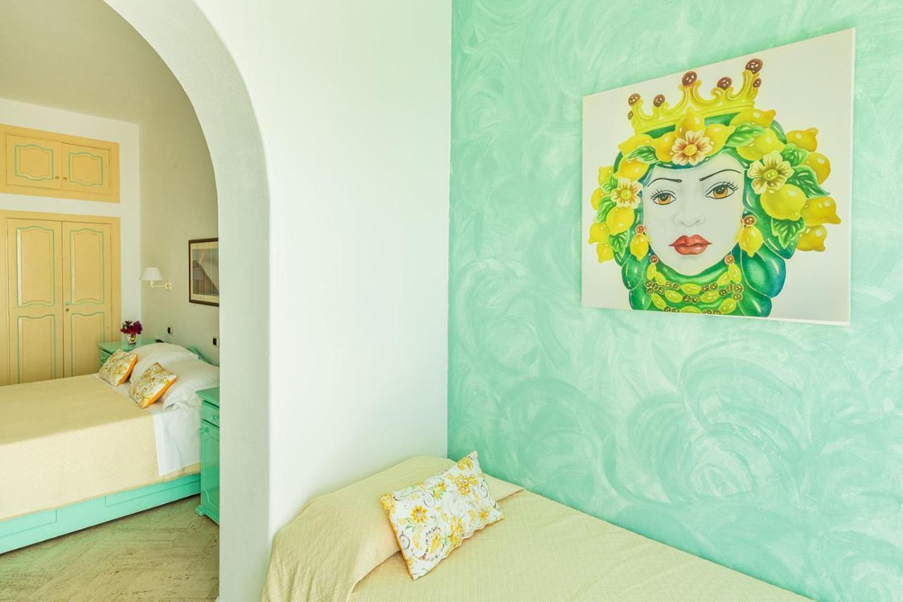 Stromboli Suite Apartment With Terrace Volcano & Sea View 외부 사진