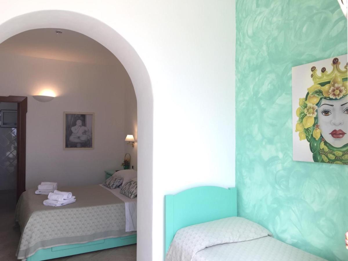 Stromboli Suite Apartment With Terrace Volcano & Sea View 외부 사진