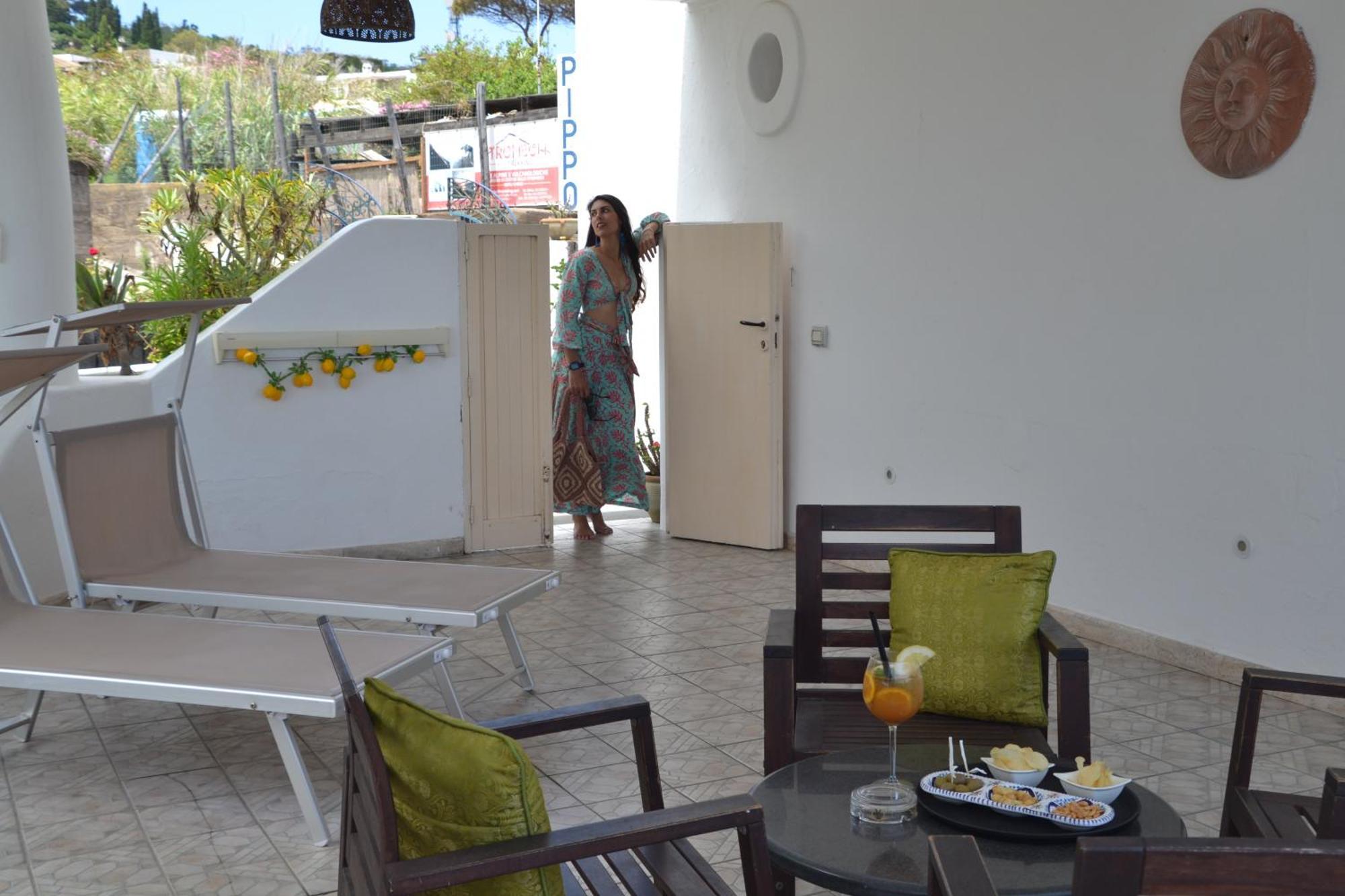 Stromboli Suite Apartment With Terrace Volcano & Sea View 외부 사진